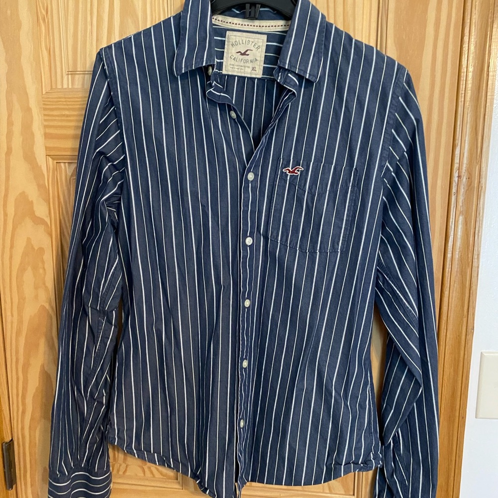 Hollister long sleeve shirt